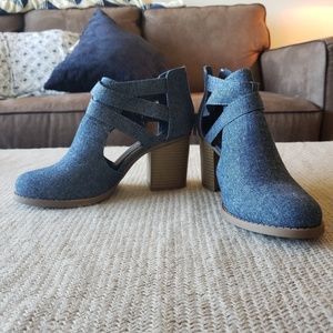 Side Cutout Ankle Bootie